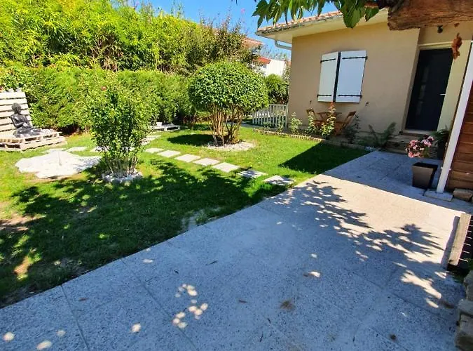 Verolithos Bed and Breakfast 3*